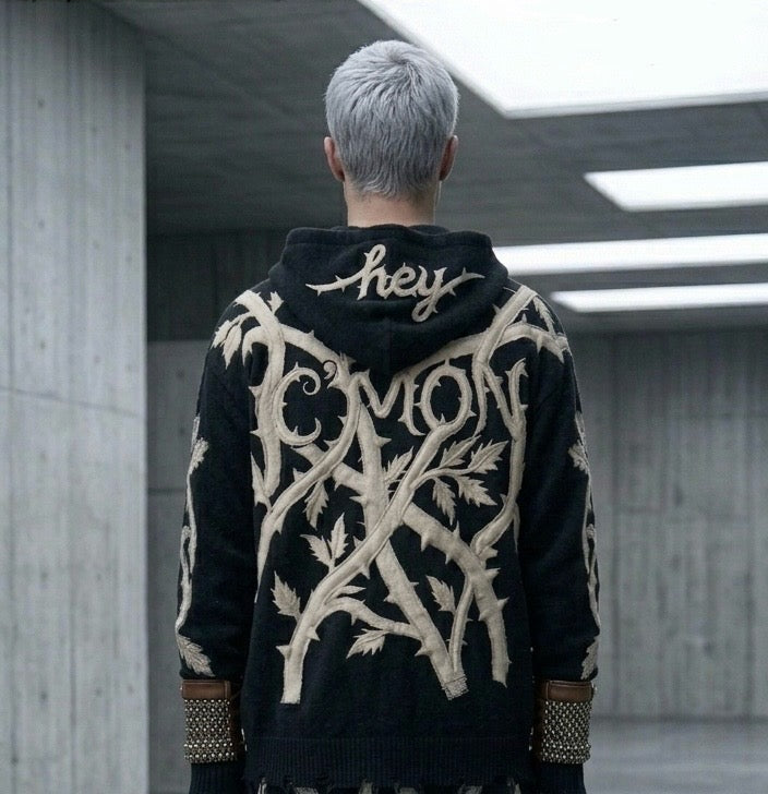 Ghost 100% Cashmere Zip Hood with 925 Silver details